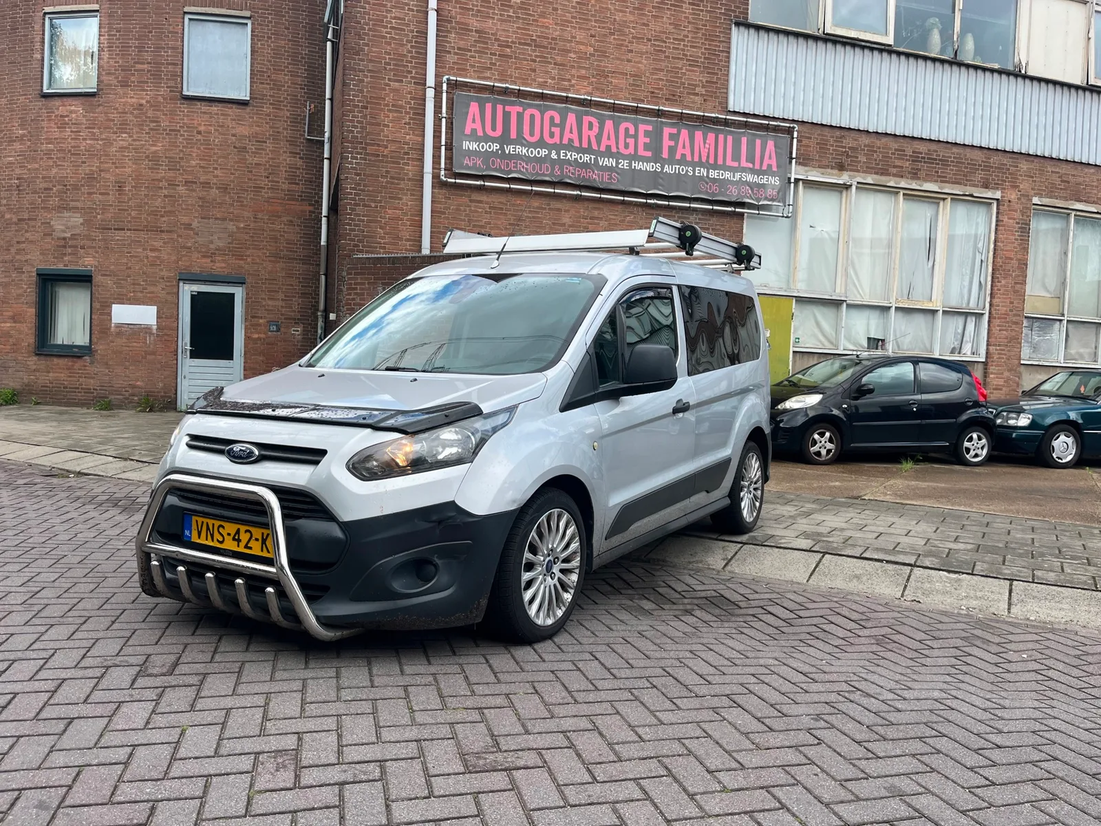 Ford Transit Connect (2015) — foto 1