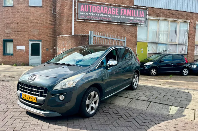 Peugeot 3008 (2013)