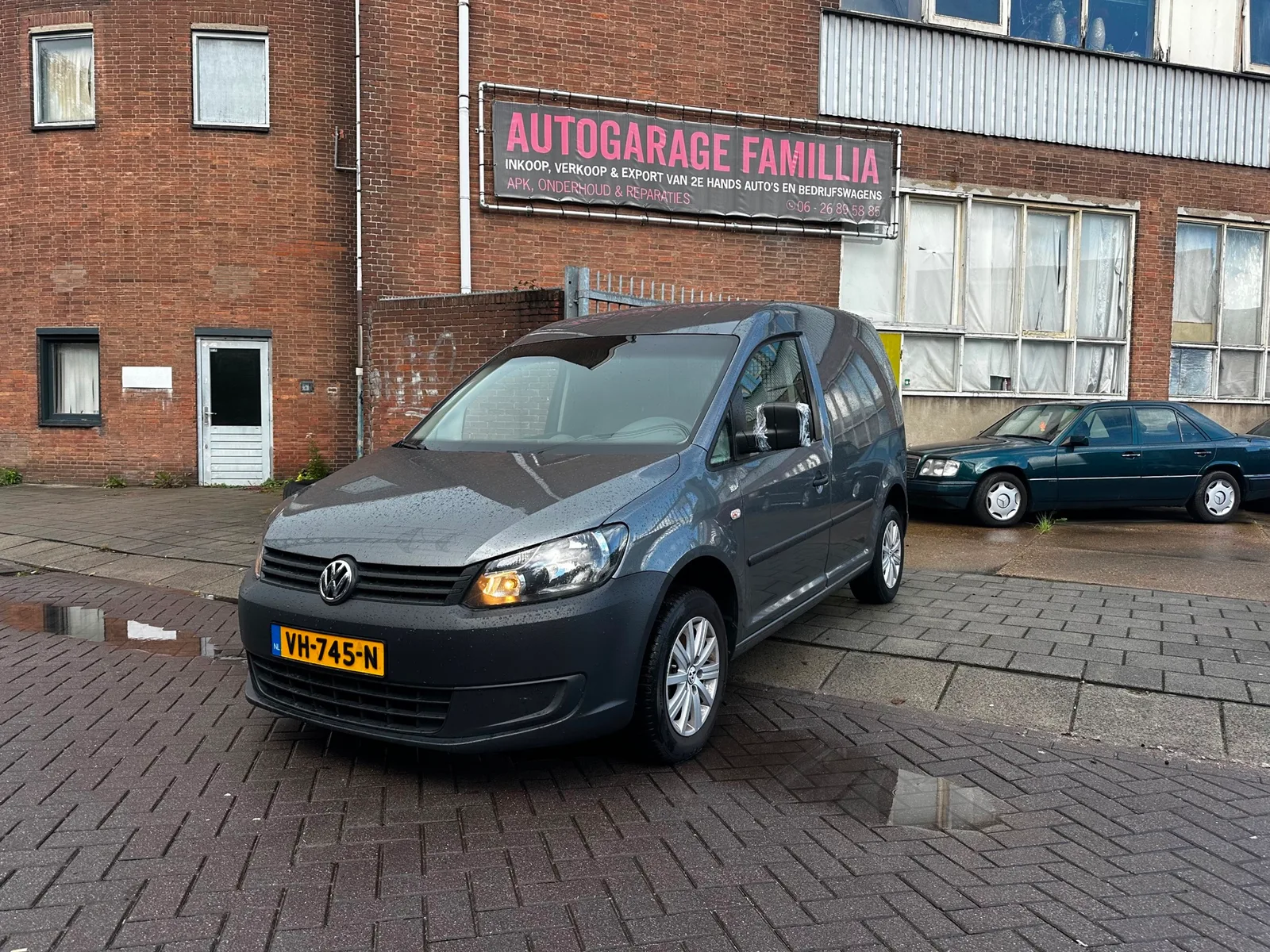 Volkswagen Caddy (2011) — foto 1