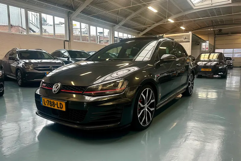 Volkswagen Golf (2016)