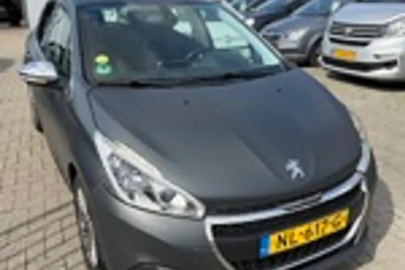 Peugeot 208 (2017)