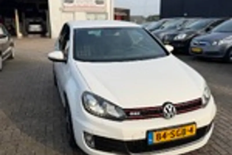 Volkswagen Golf (2011)