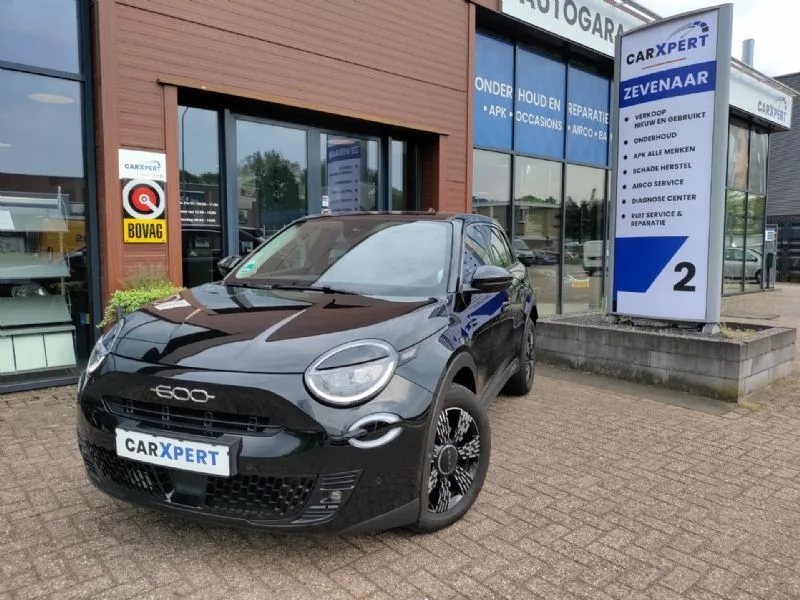 Fiat 600 (2025) — foto 1