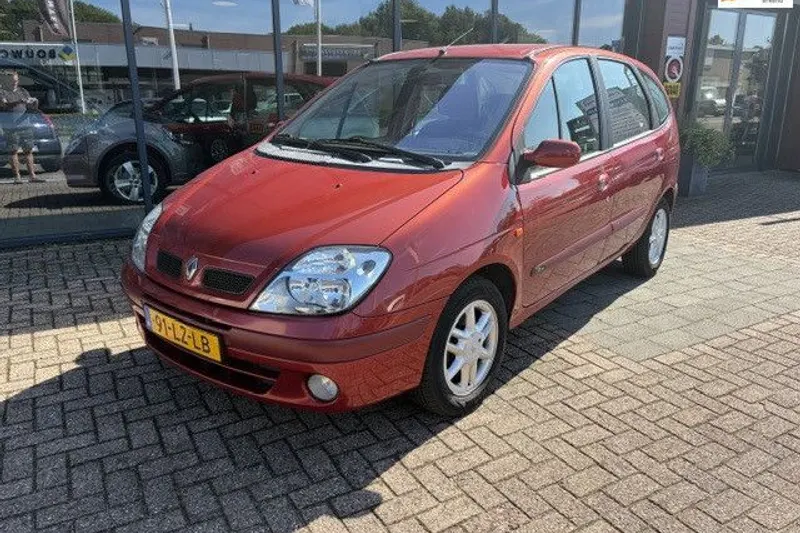 Renault Scénic (2003)