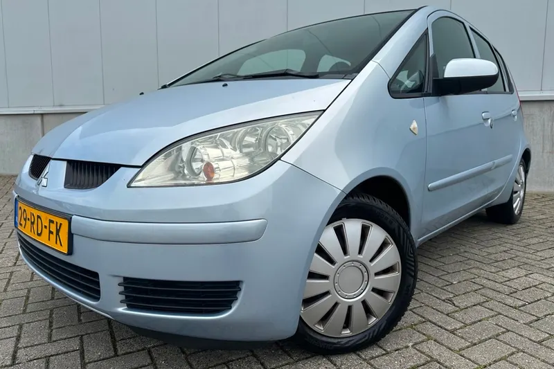 Mitsubishi Colt (2005)