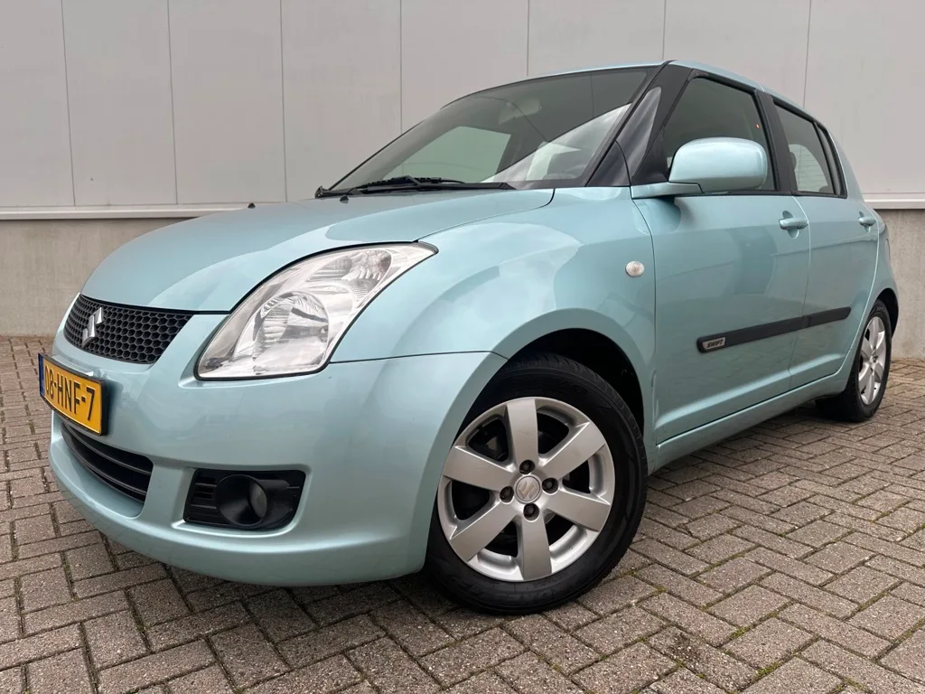 Suzuki Swift (2009) — foto 1