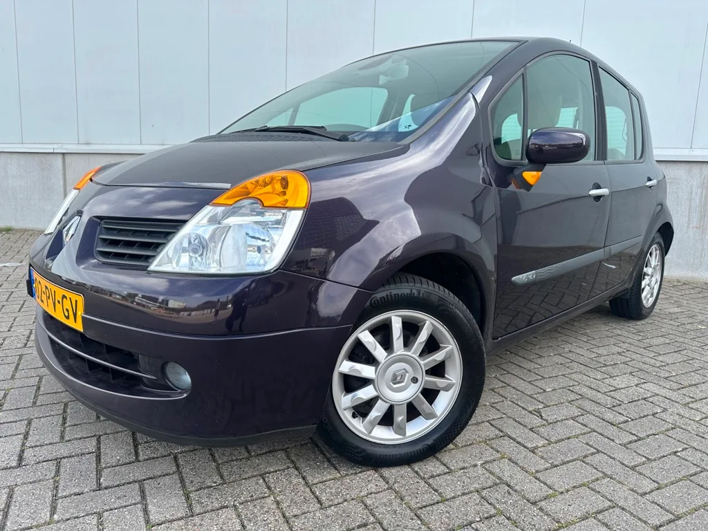 Renault Modus (2004) — foto 1
