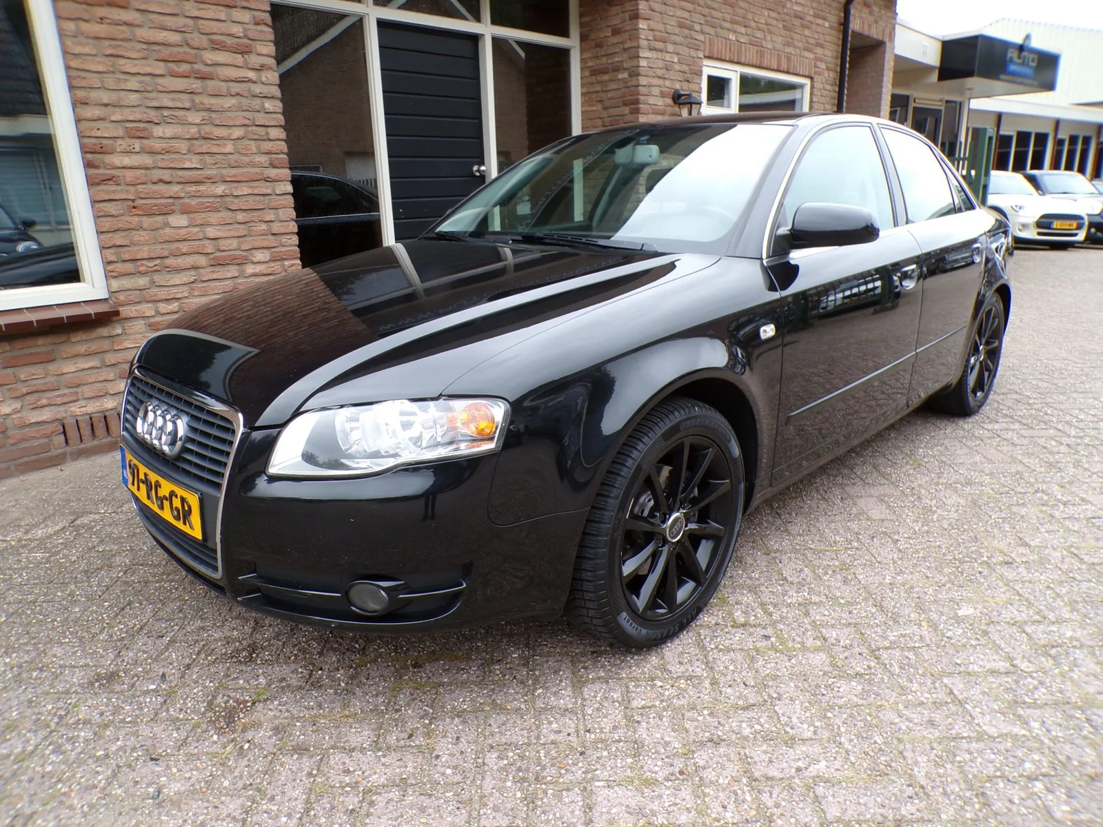 Audi A4 (2005) — foto 1