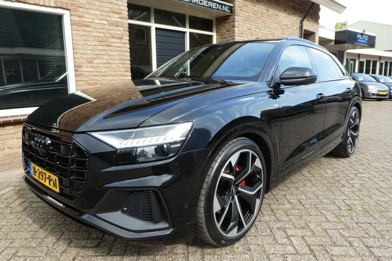 Audi Q8 (2018)