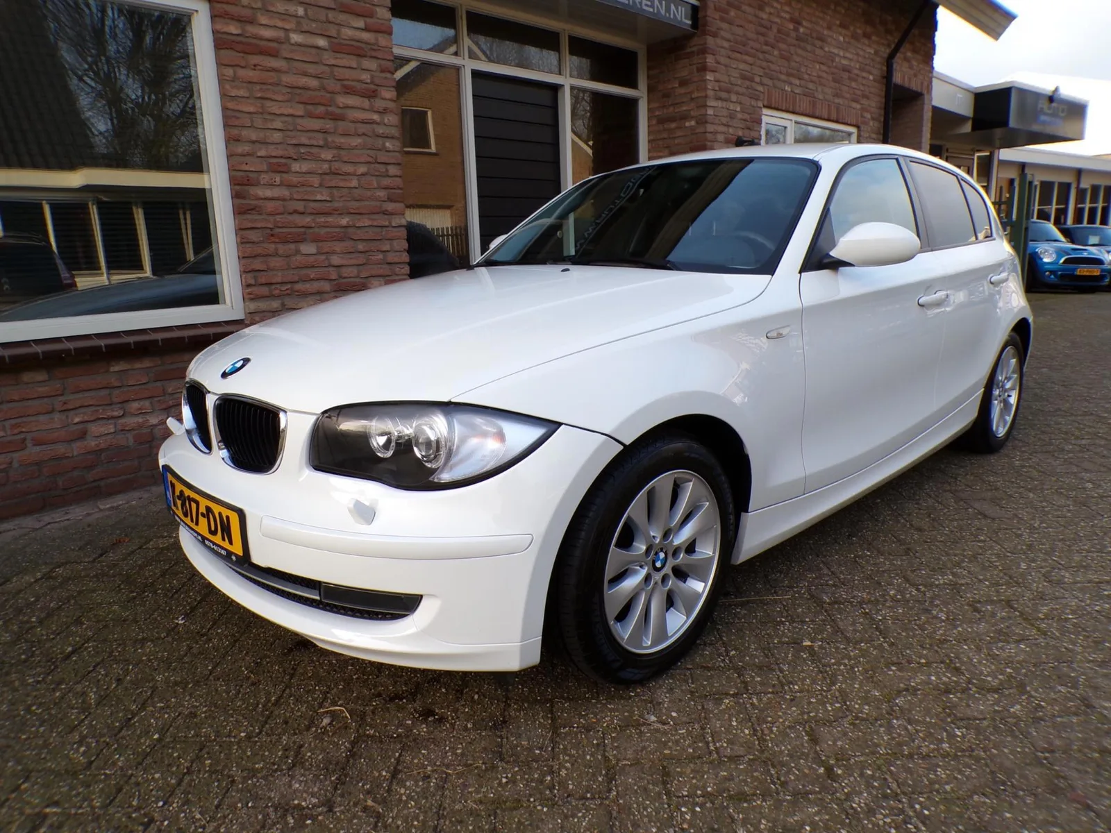 BMW 1-Serie (2008) — foto 1