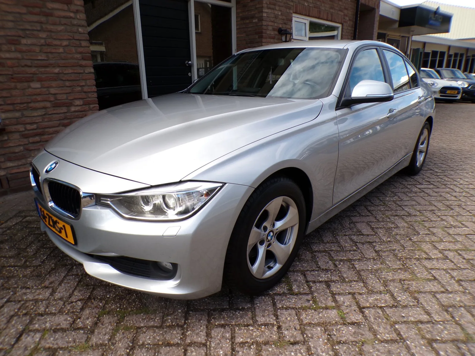 BMW 3-Serie (2013) — foto 1