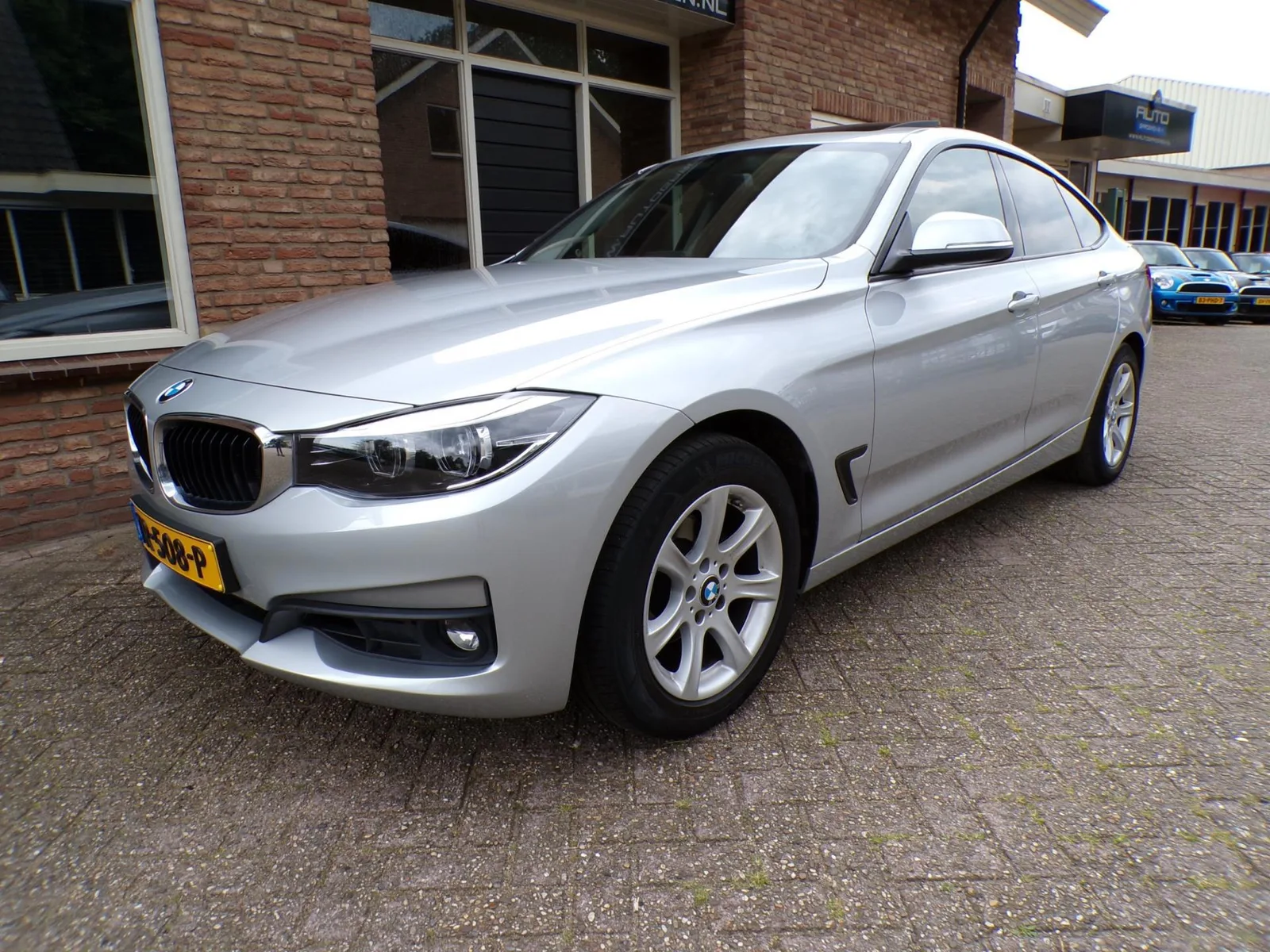BMW 3-Serie (2018) — foto 1