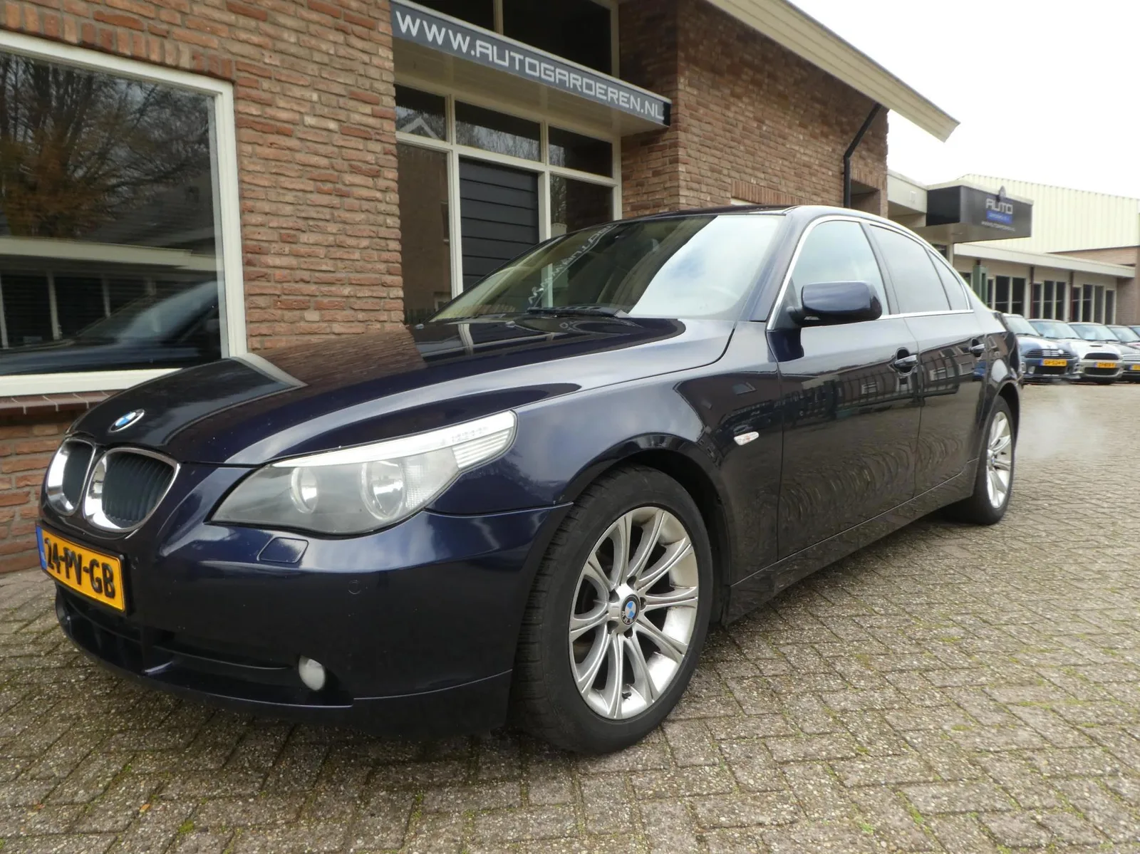 BMW 5-Serie (2004) — foto 1