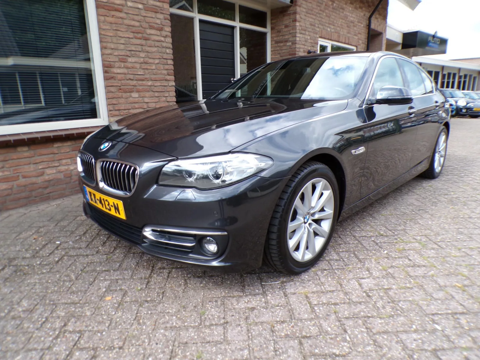 BMW 5-Serie (2016) — foto 1
