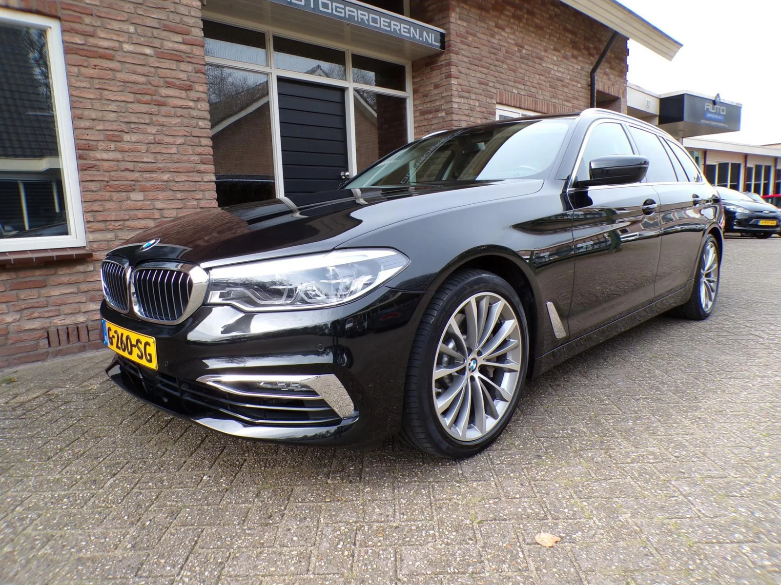 BMW 5-Serie (2019) — foto 1