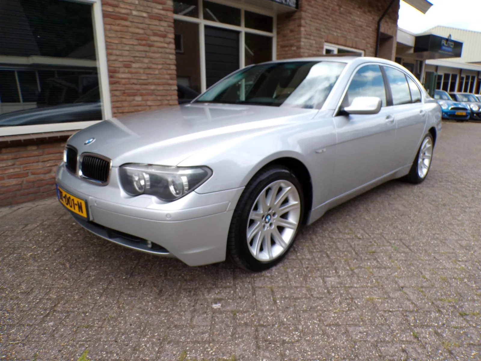 BMW 7-Serie (2003) — foto 1