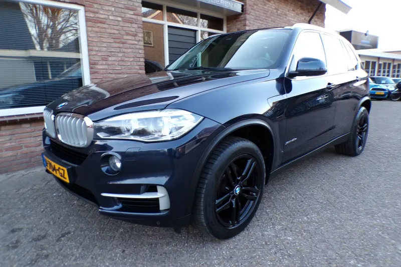 BMW X5 (2016)
