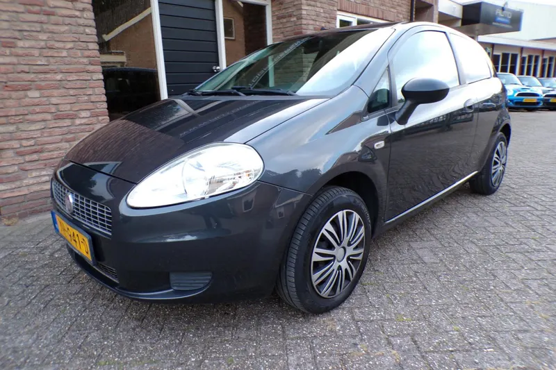 Fiat Grande Punto (2009)