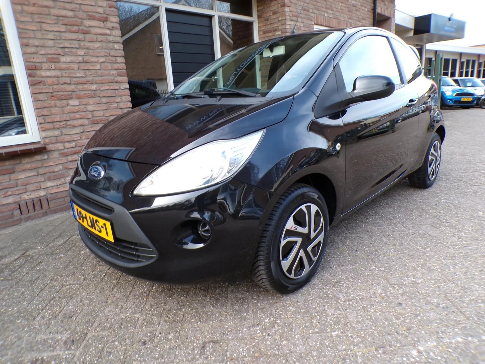 Ford Ka (2010) — foto 1