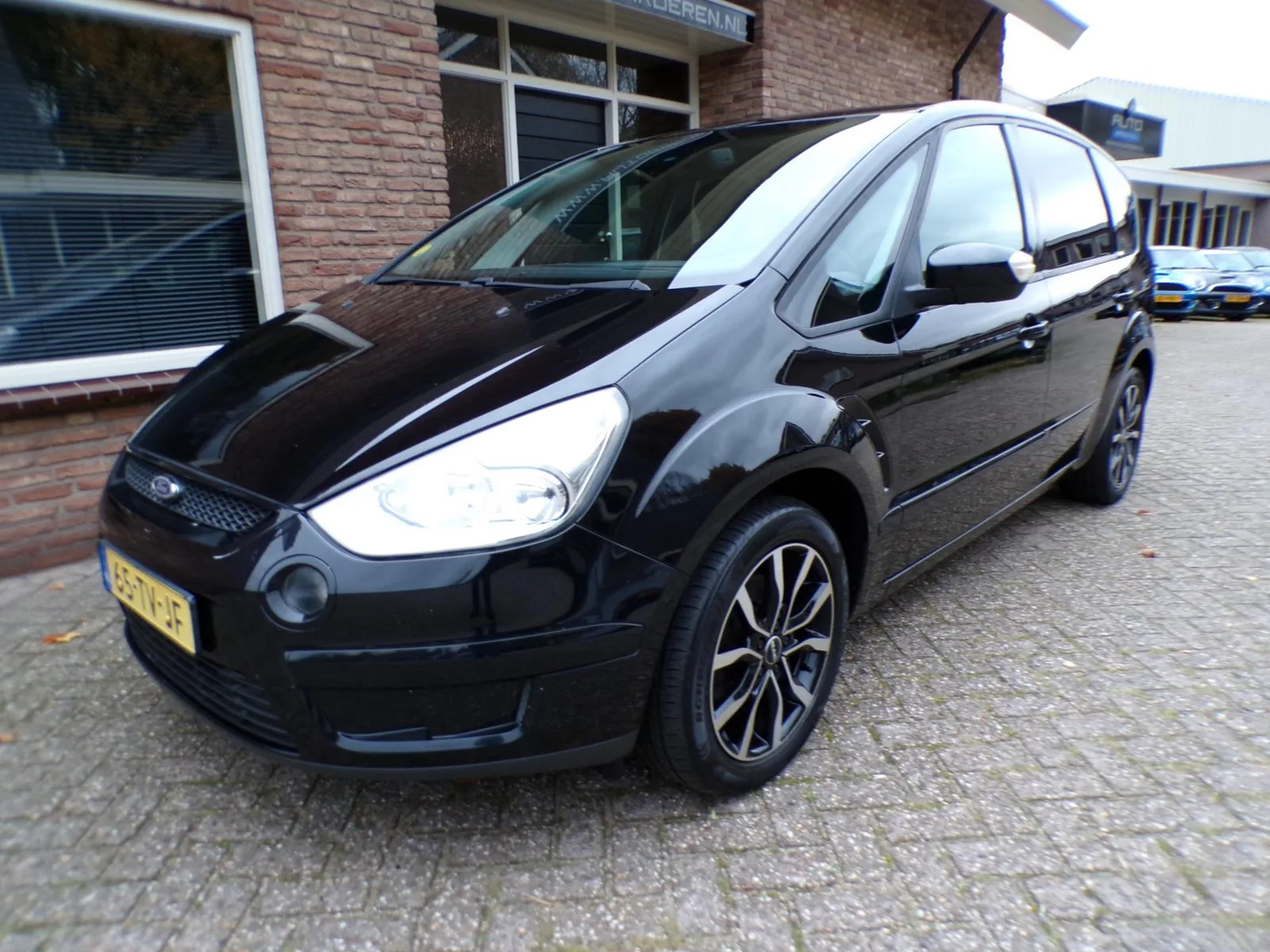 Ford S-Max (2007) — foto 1