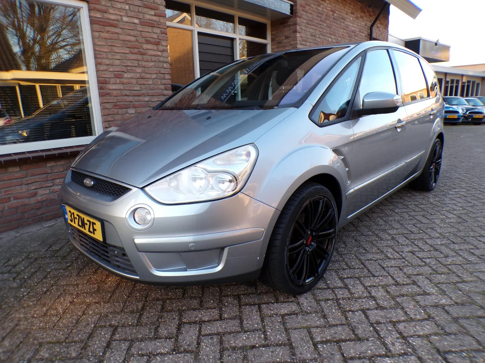 Ford S-Max (2008) — foto 1