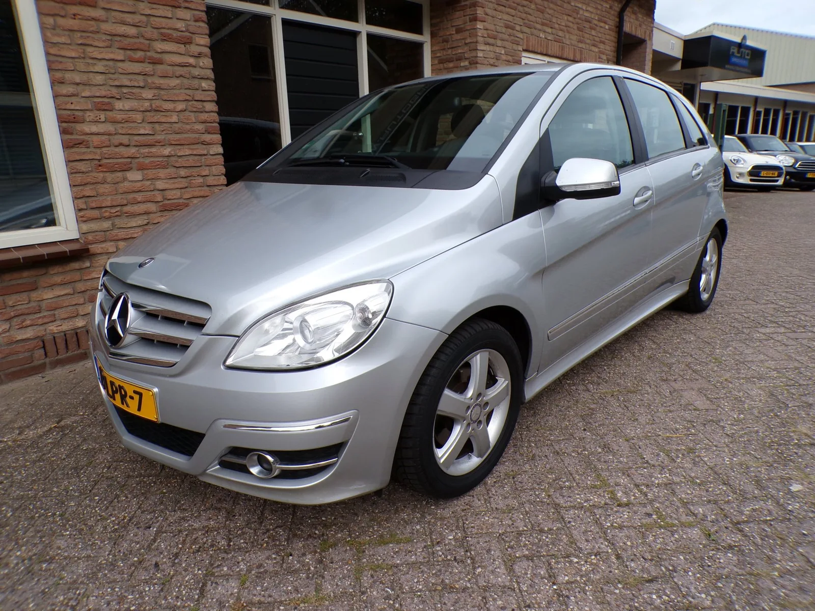 Mercedes-Benz B-Klasse (2010) — foto 1