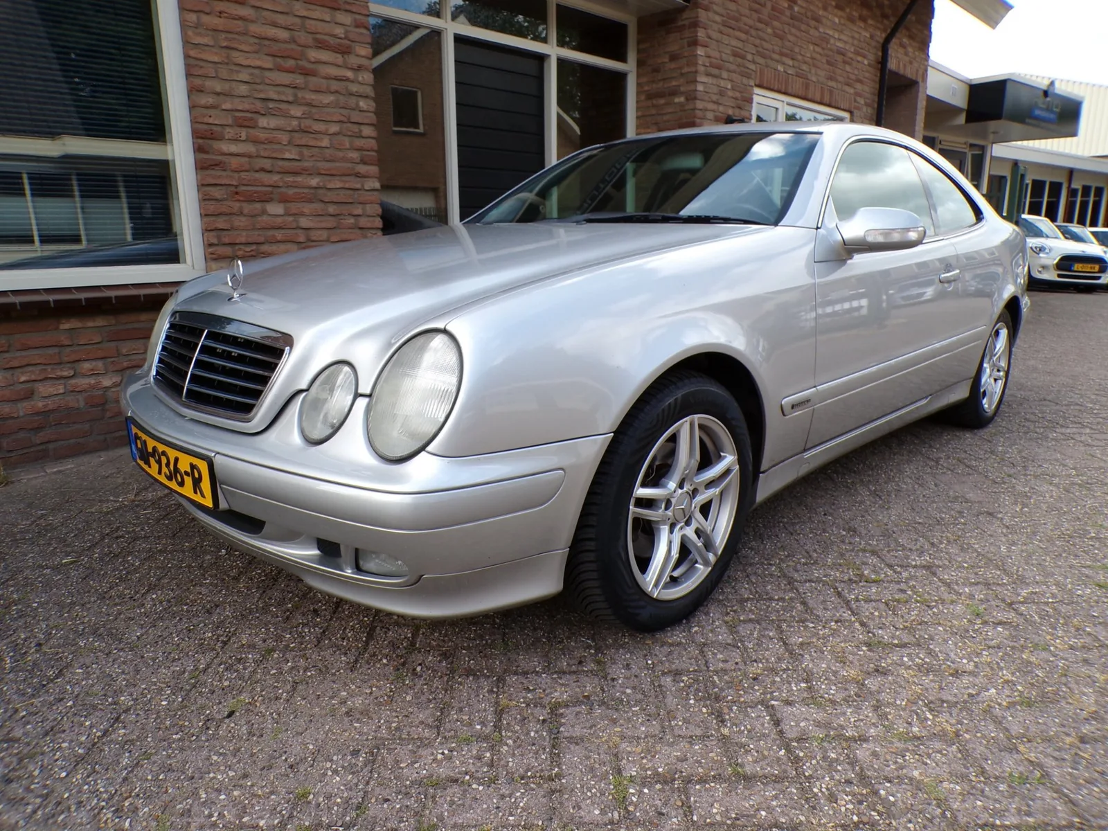 Mercedes-Benz CLK-Klasse (2000) — foto 1