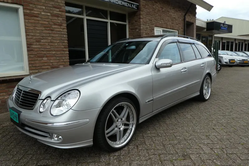 Mercedes-Benz E-Klasse (2005)