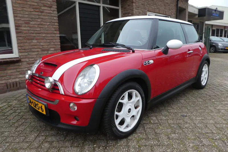 MINI Cooper S (2002)