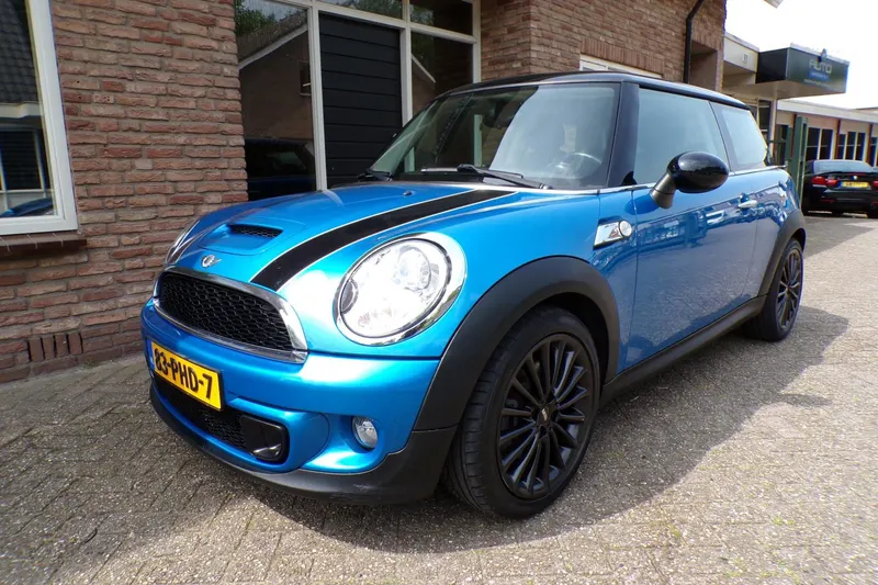 MINI Cooper S (2011)