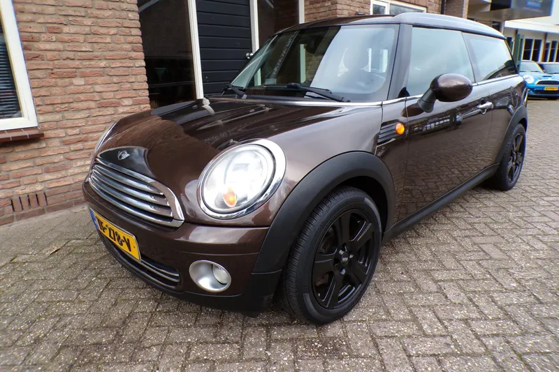 MINI Cooper (2010)