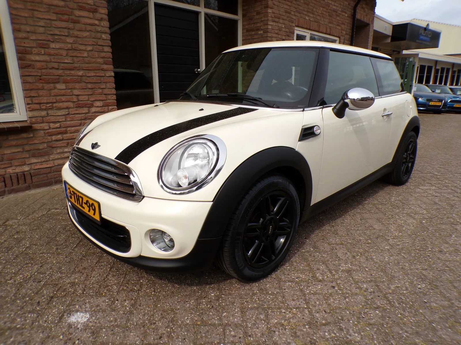 MINI One (2014) — foto 1