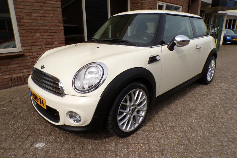 MINI Cooper (2013)