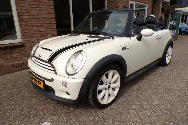 MINI Cabrio (2007)
