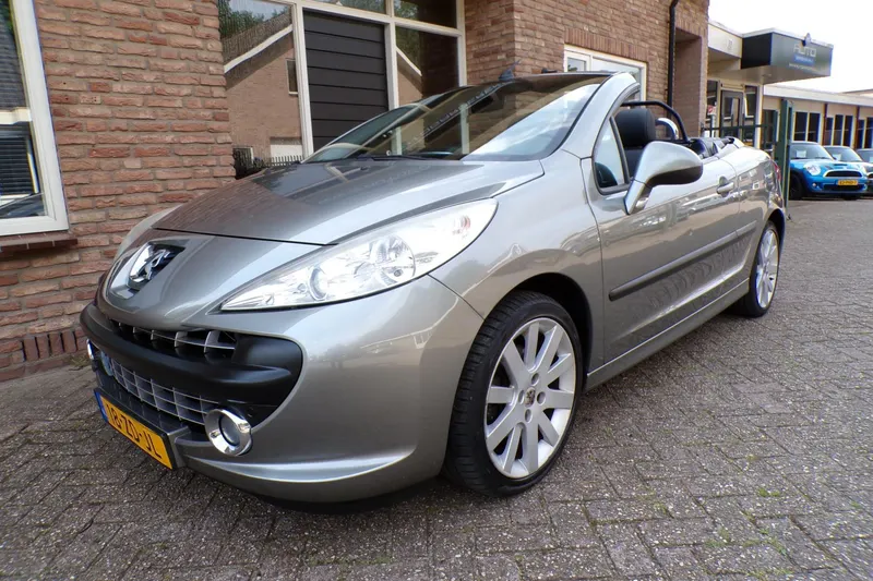 Peugeot 207 (2008)