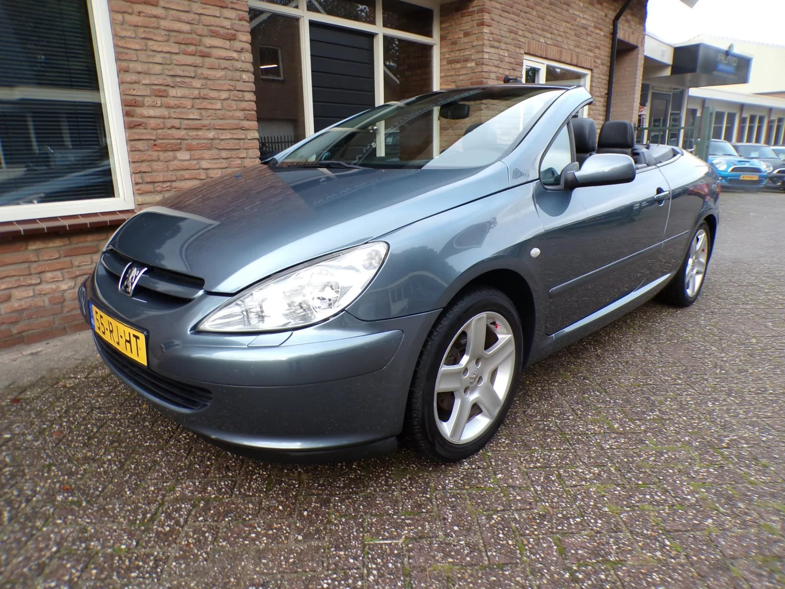Peugeot 307 CC (2005) — foto 1