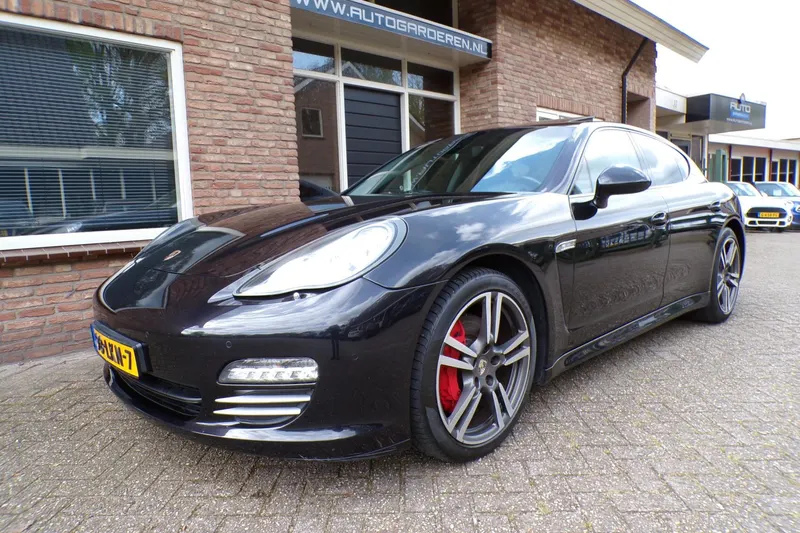Porsche Panamera (2010)