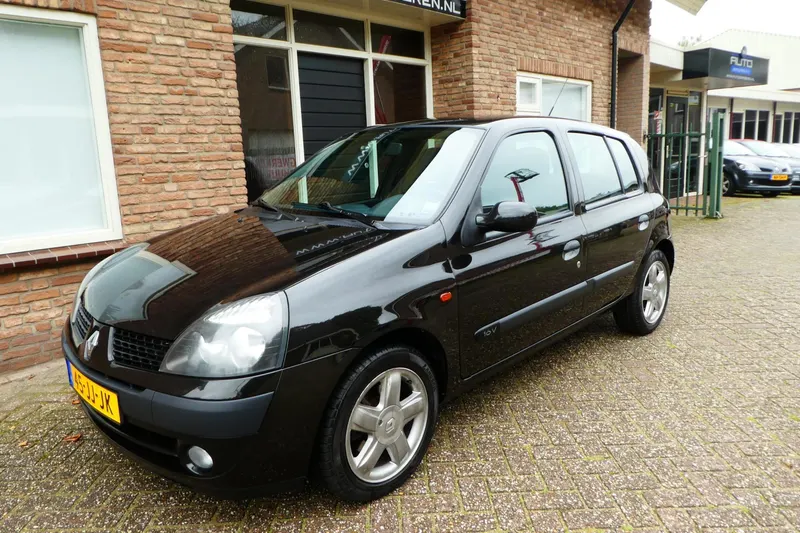 Renault Clio (2002)