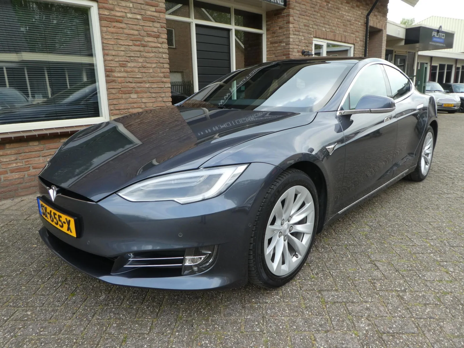 Tesla Model S (2018) — foto 1