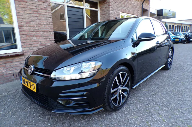 Volkswagen Golf (2018)