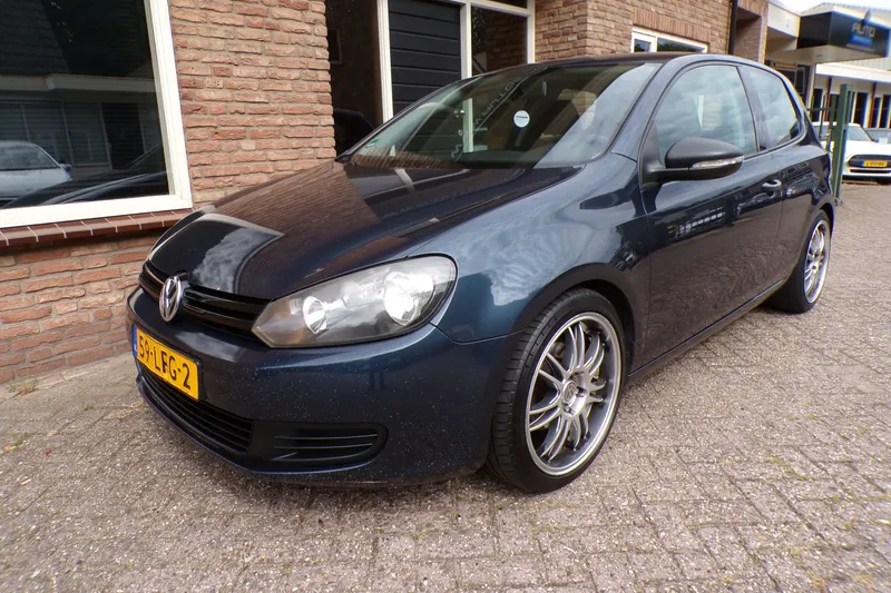 Volkswagen Golf (2010)