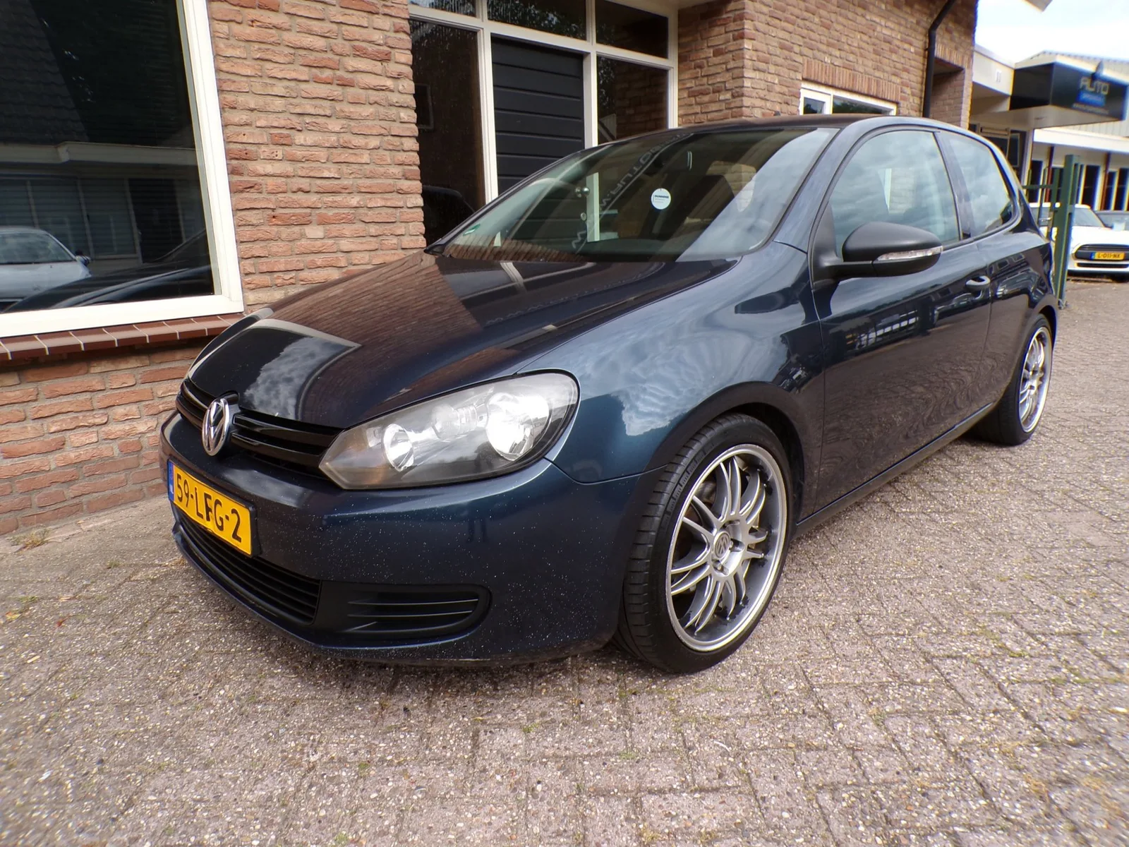 Volkswagen Golf (2010) — foto 1