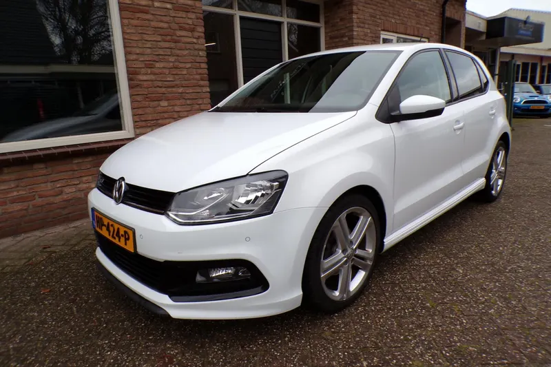Volkswagen Polo (2015)