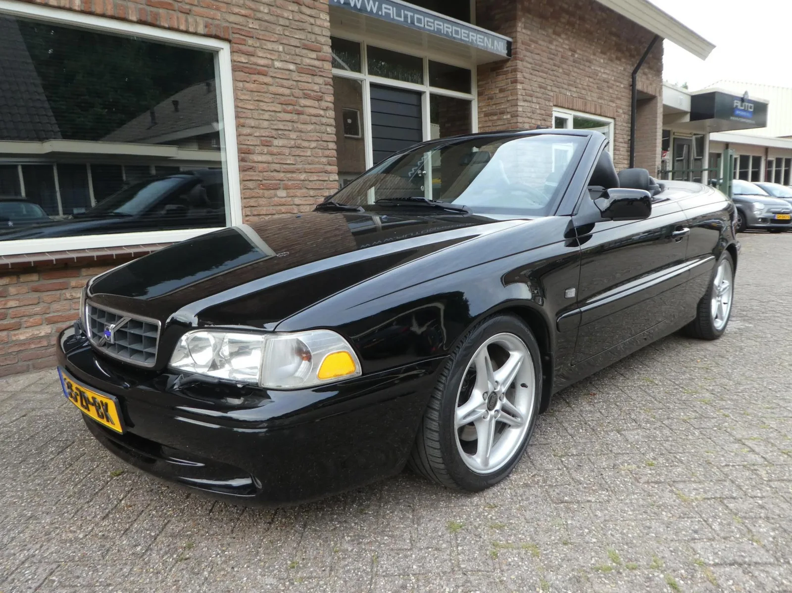 Volvo C70 (2003) — foto 1