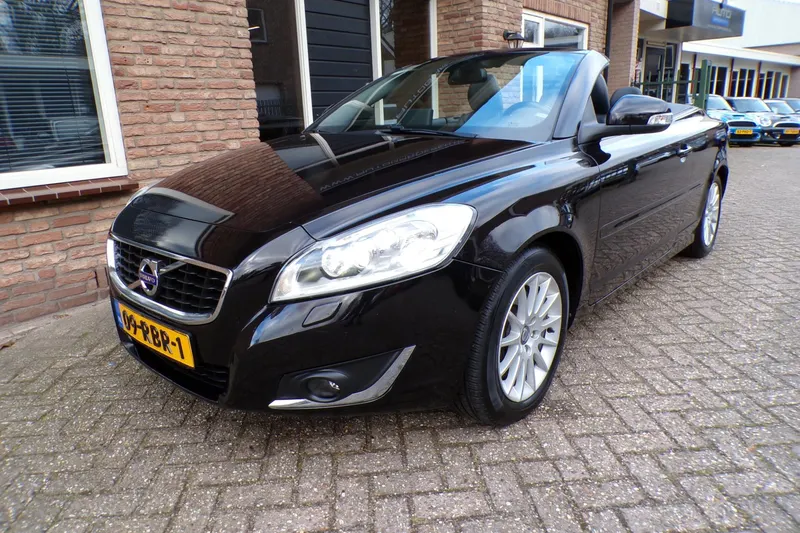 Volvo C70 (2011)