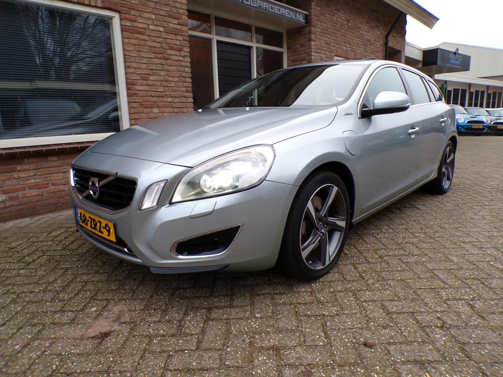 Volvo V60 (2013) — foto 1