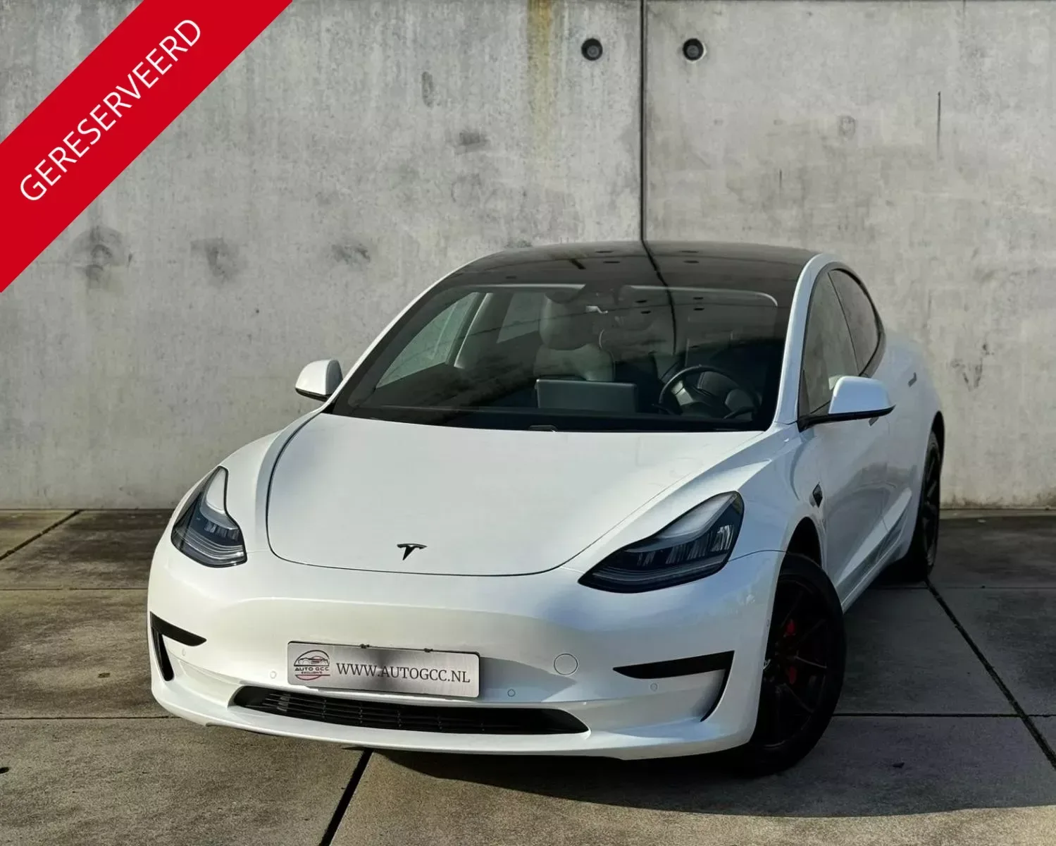 Tesla Model 3 (2019) — foto 1