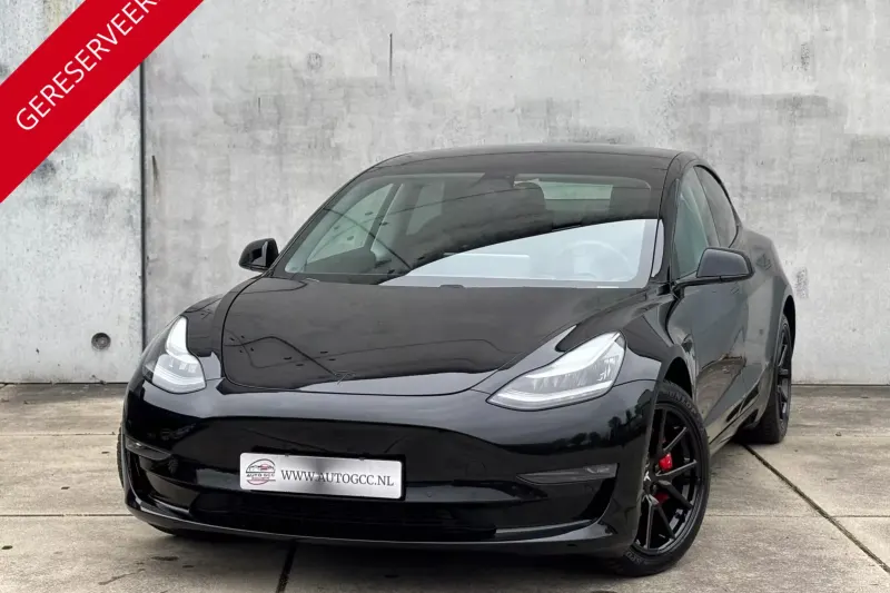 Tesla Model 3 (2019)
