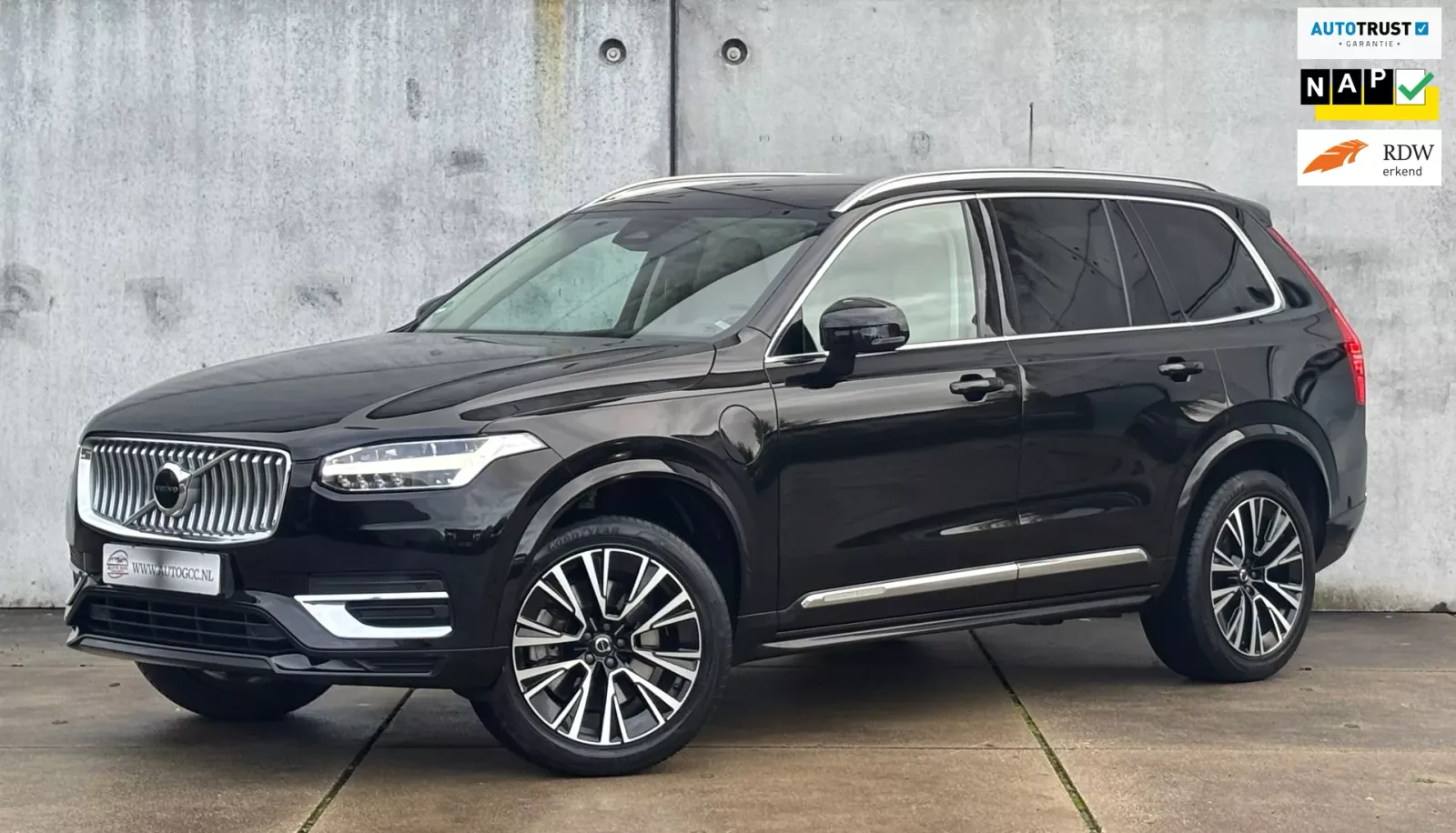 Volvo XC90 (2022) — foto 1