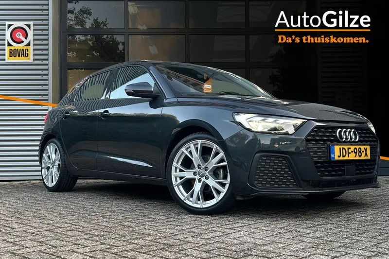 Audi 100 (2023)